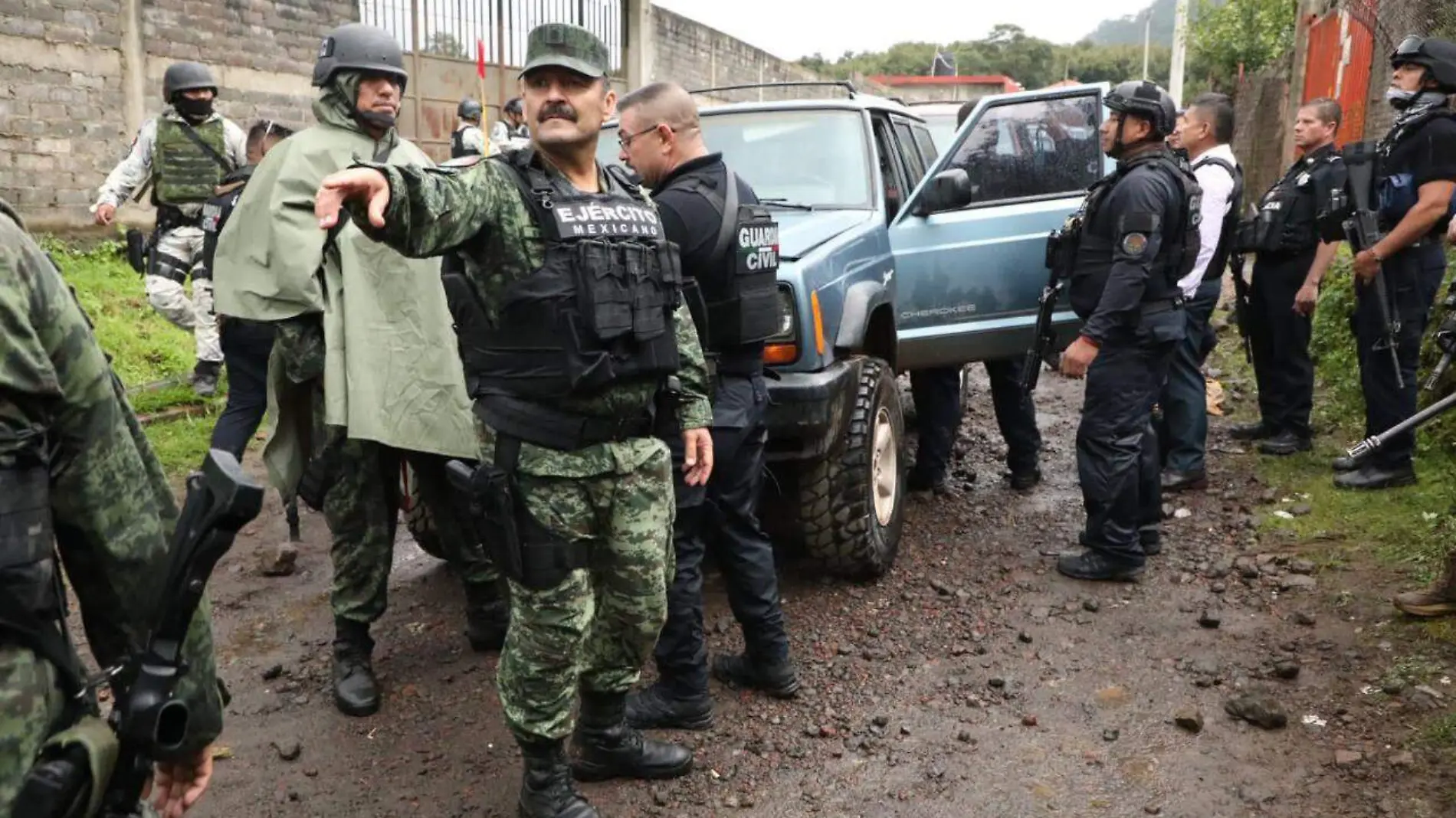 BLINDA MICHOACAN ANTE OLA DE VIOLENCIA. CORTESÍA @SSeguridad_Mich (8)